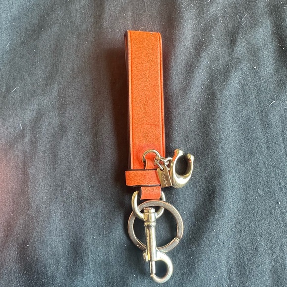 Coach bag with wallet and key chain - Picture 2 of 6